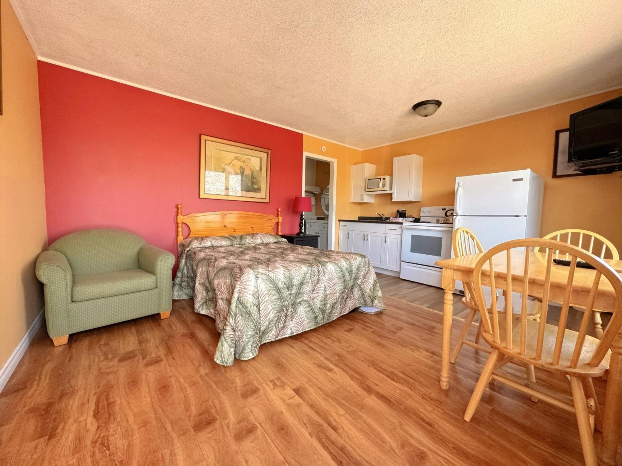 Fair Isle Motel 夏洛特敦 外观 照片